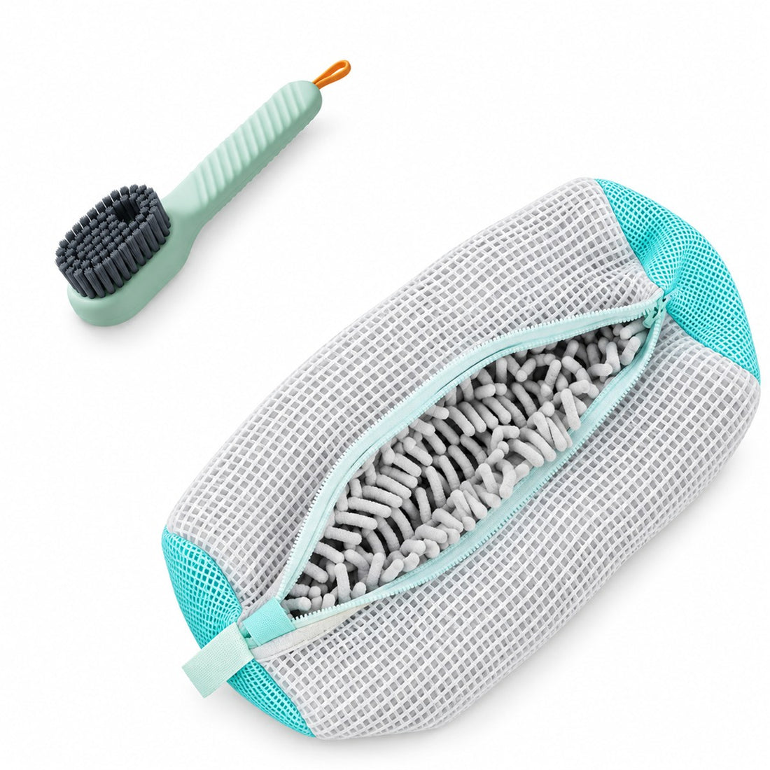 Kit Limpa Tênis com Bolsa de Lavagem para Máquina — 2 Peças, vista em ângulo 3/4