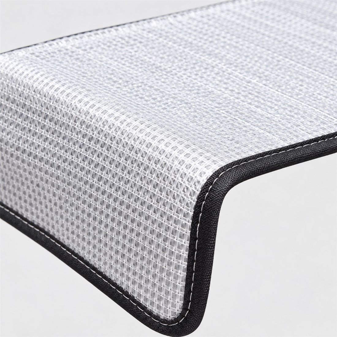 Capa para Ar Condicionado Externo Impermeável 46 x 95 cm, detalhe do acabamento