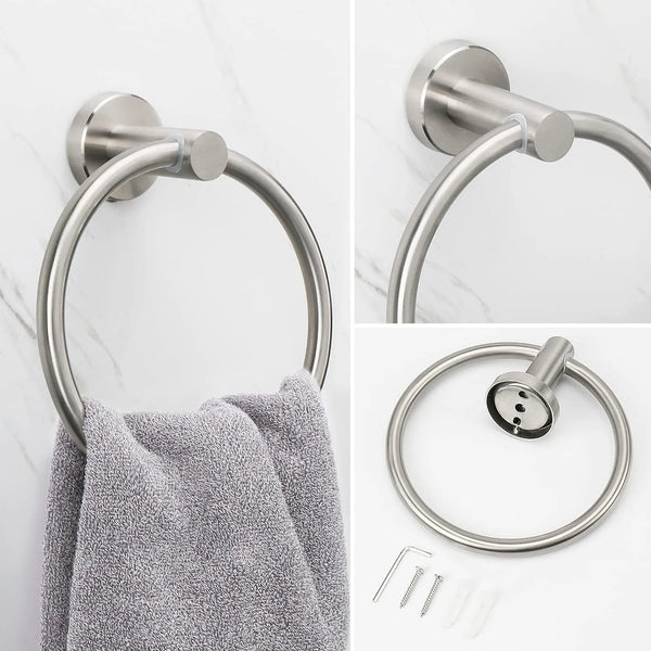 Argola para toalha de aço inox prateada com toalha de rosto pendurada